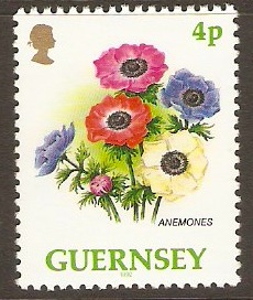 Guernsey 1992 4p Flowers Series. SG565