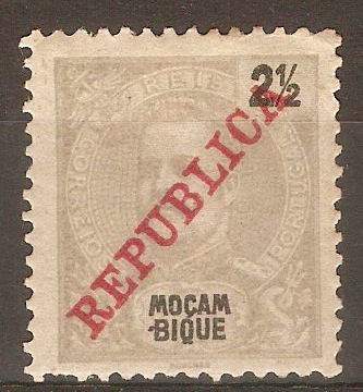 Mozambique 1911 2r Grey. SG147.