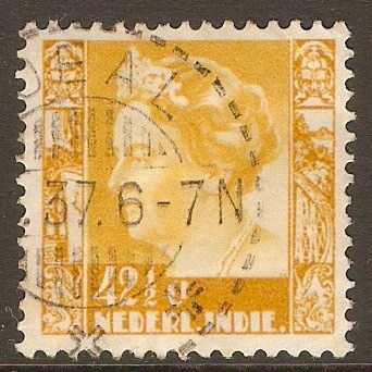 Netherlands Indies 1933 42c Yellow. SG353.