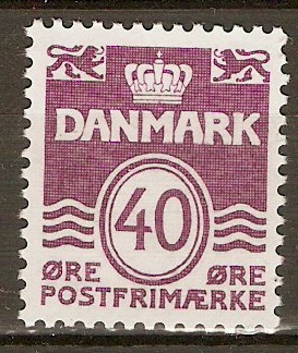 Denmark 1933 40ore Deep reddish purple. SG273d.