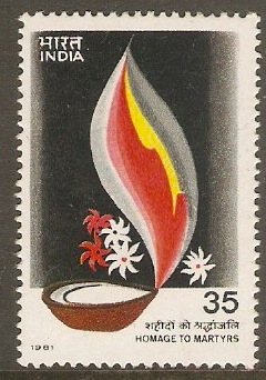 India 1981 35p "Homage to Martyrs" Stamp. SG1001.