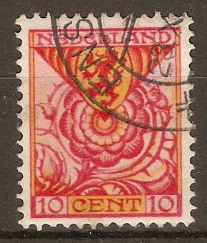 Netherlands 1925 10c (+2c) Carmine and yellow. SG300A.
