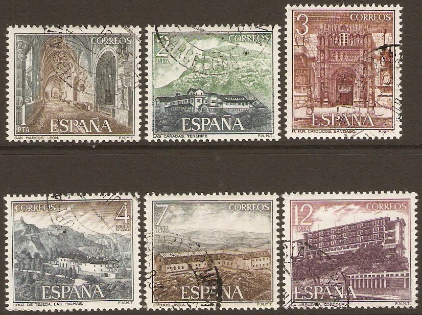 Spain 1976 Tourism Set. SG2379-SG2384.