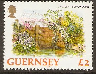 Guernsey 1992 2 Flowers Series. SG582
