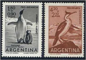 Argentina 1961 Child Welfare Stamp Set. SG1005-SG1006.