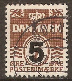 Denmark 1955 5ore on 7ore Brown. SG402.