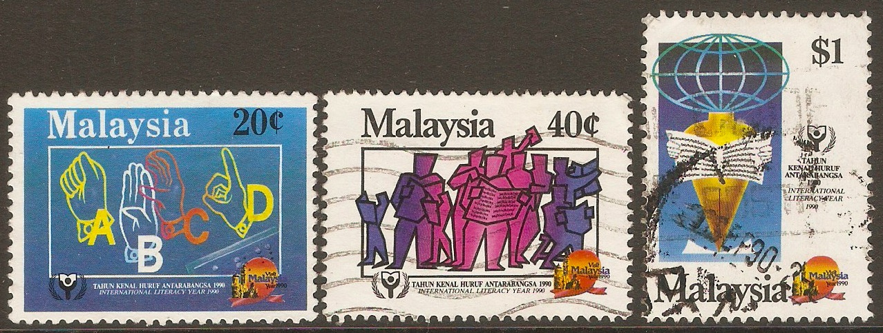 Malaysia 1990 Int. Literacy Year set. SG447-SG449.