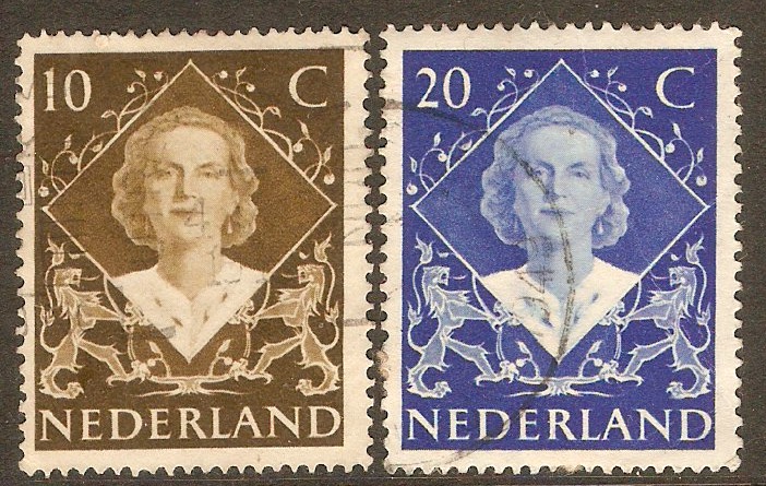 Netherlands 1948 Coronation set. SG672-SG673.
