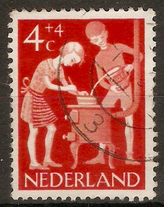 Netherlands 1962 4c +4c Child Welfare series. SG940.