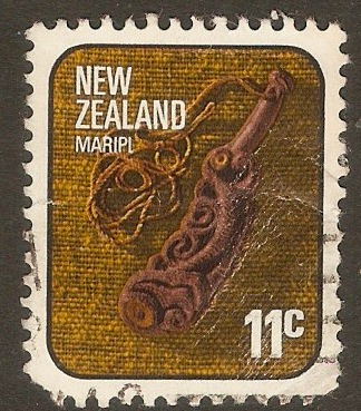 New Zealand 1975 11c Maori Artifacts series. SG1095.